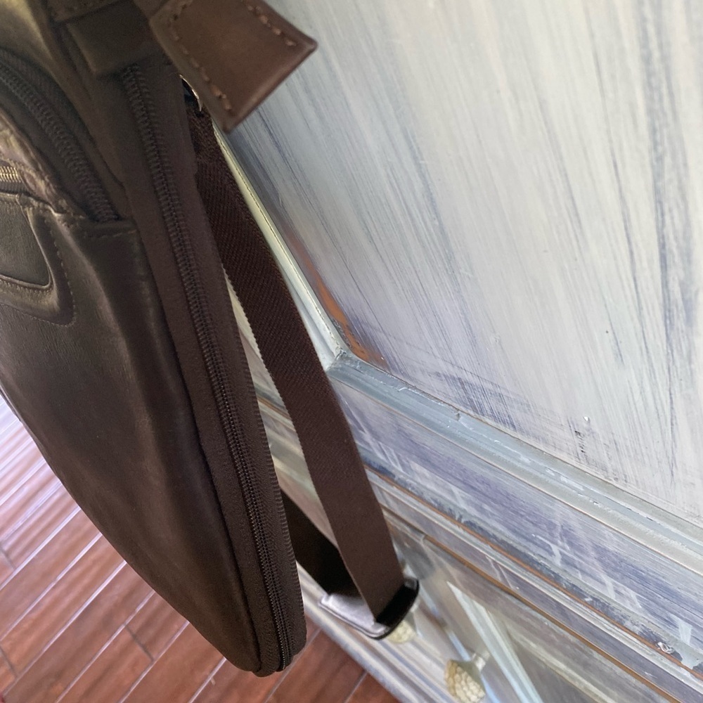 Scully Gusset Chocolate Laptop Briefcase - Picture 7 of 16